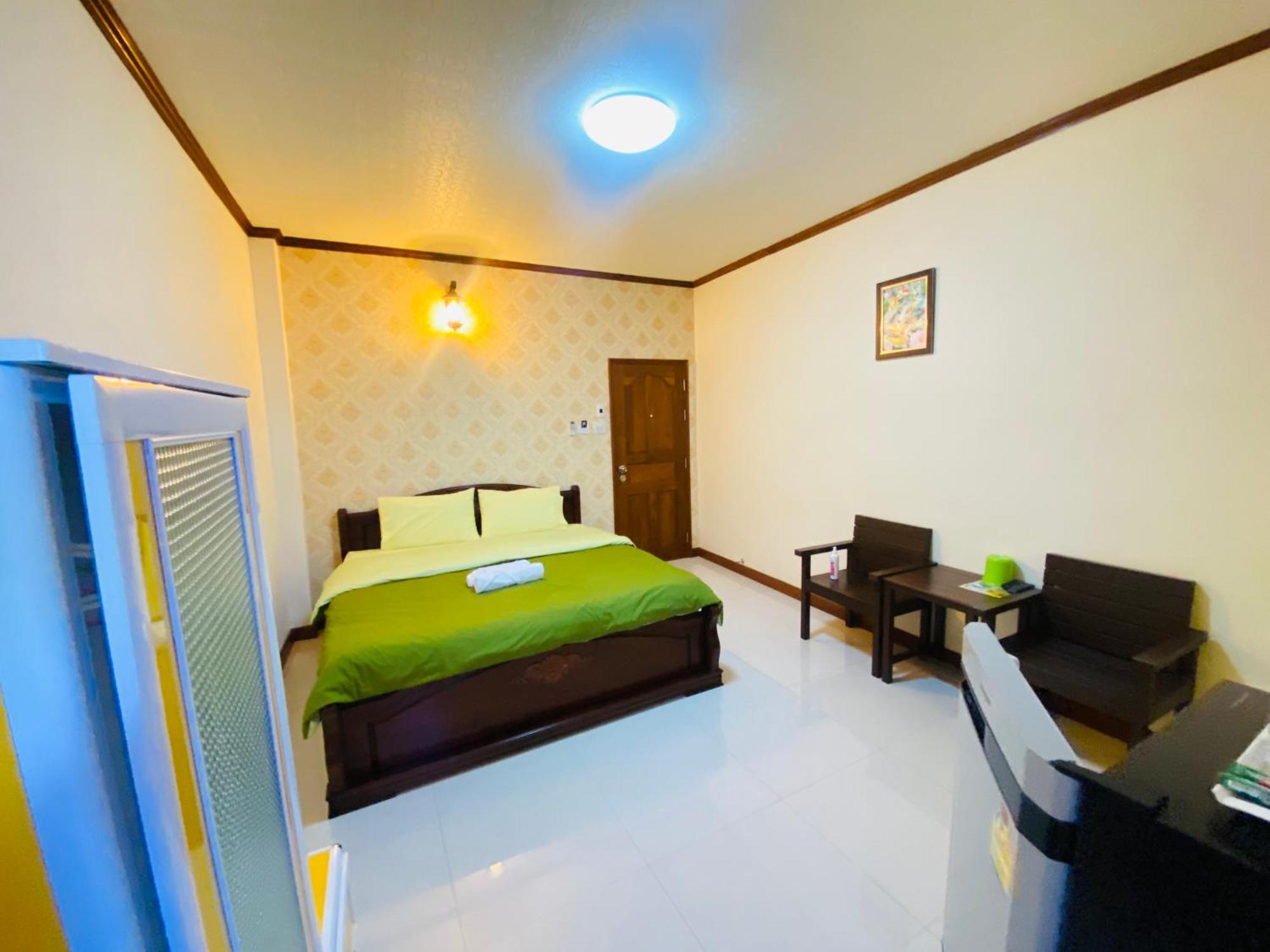 Rak Ban Kerd House Ko Si Chang Exterior foto