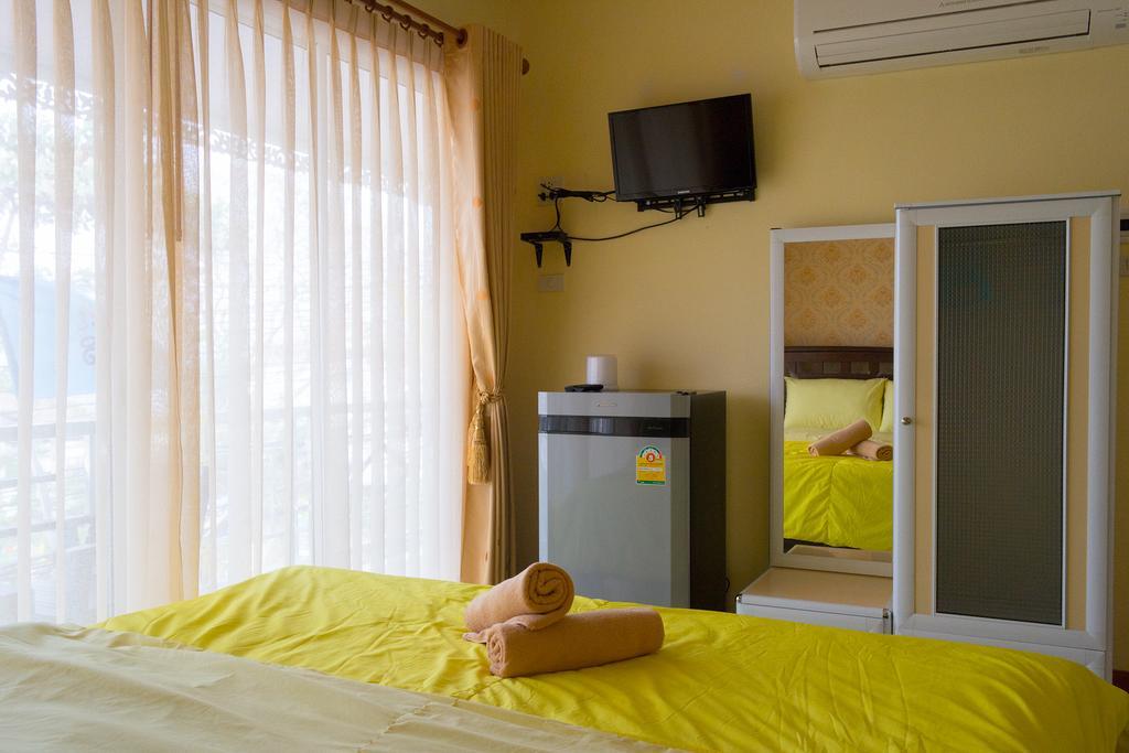 Rak Ban Kerd House Ko Si Chang Quarto foto
