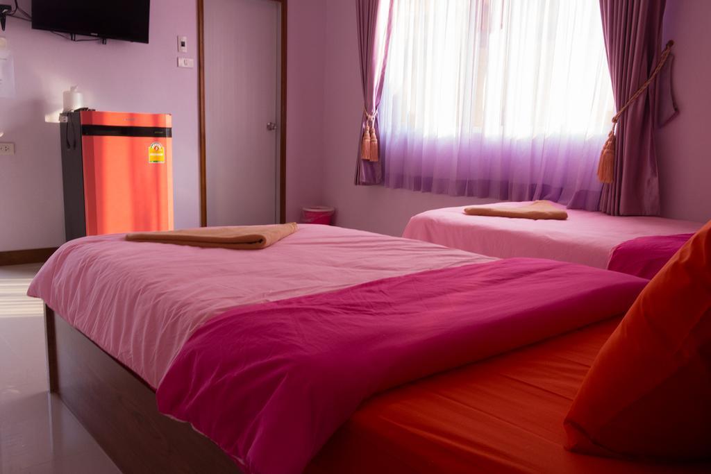 Rak Ban Kerd House Ko Si Chang Quarto foto
